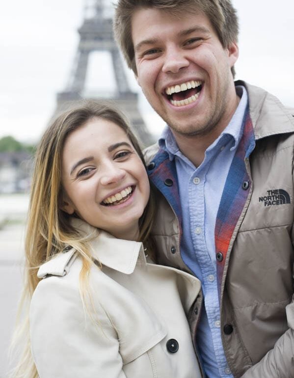 Cynthia + Edmond Lovers picnic in Paris