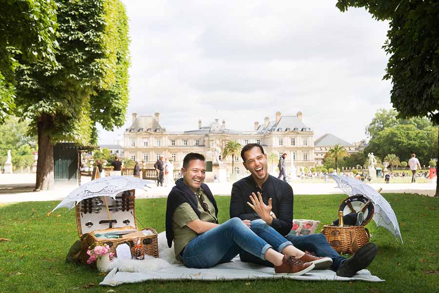 LGBT Paris proposal Luxembourg gardens