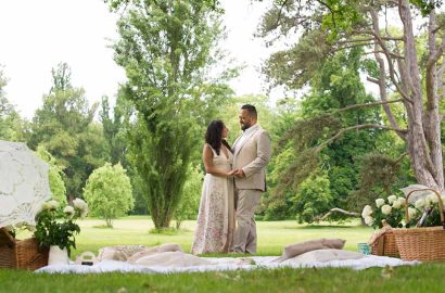Paris engagement picnic